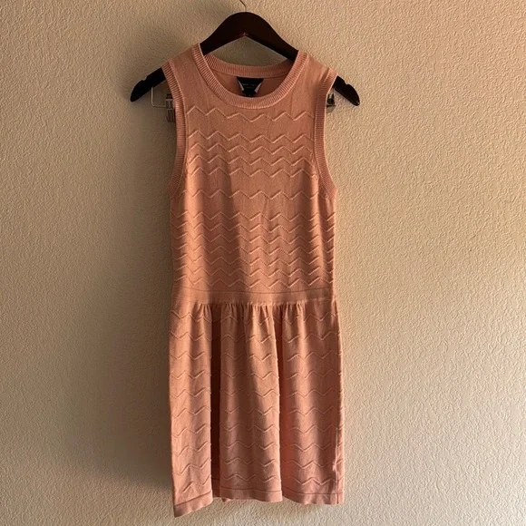 Romeo & Juliet Couture Pink Ribbed Sheath Mini Dress - Picture 5 of 5